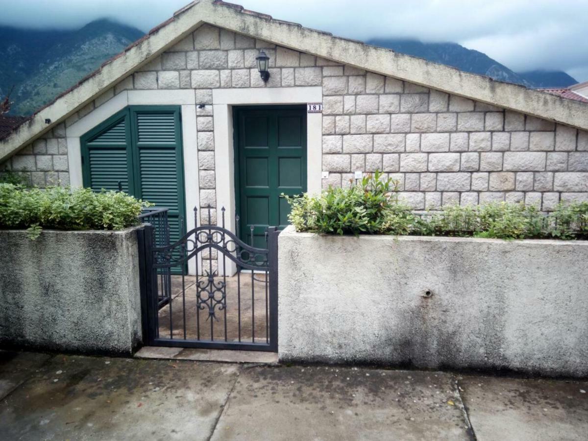 Apartmani Jasmina Kotor Exterior photo